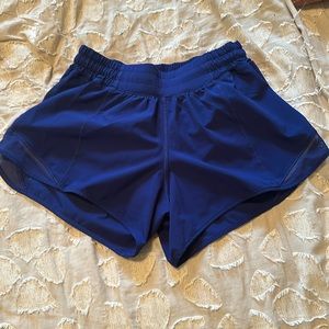 Women’s lululemon tracker low-rise linen shorts 4”